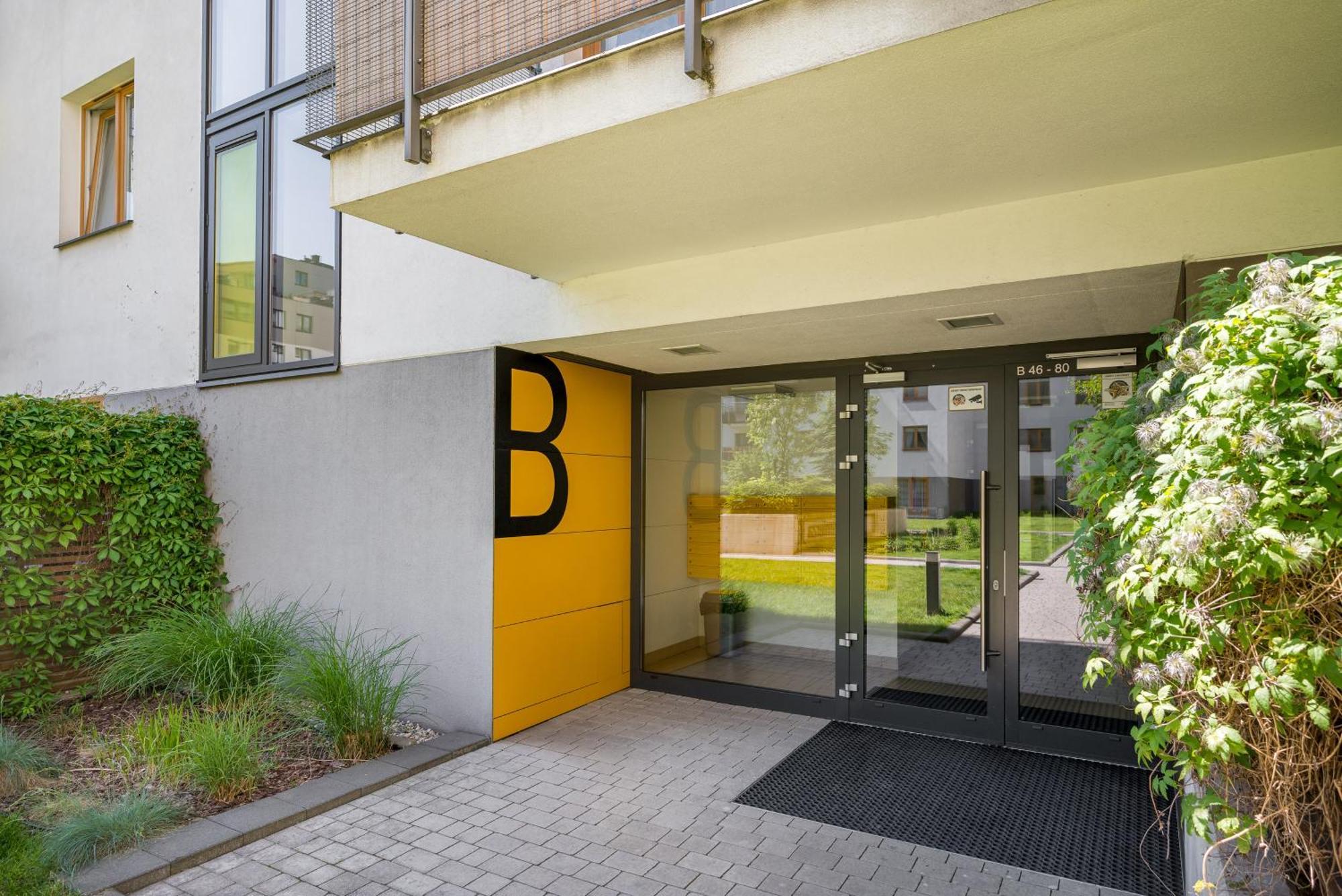 Wola Jana Kazimierza Chic Apartment Warschau Exterior foto